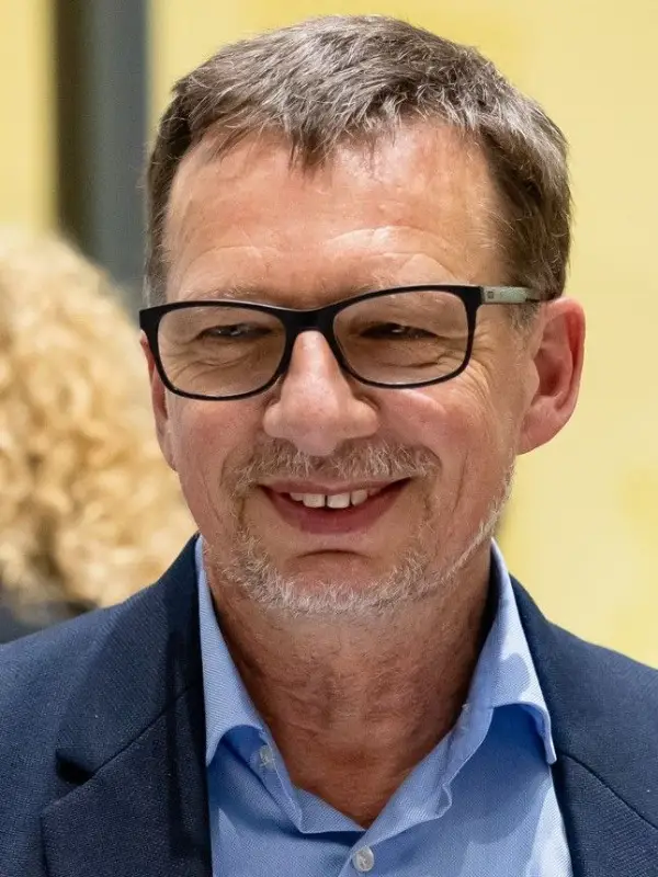 Wolfgang Büsing