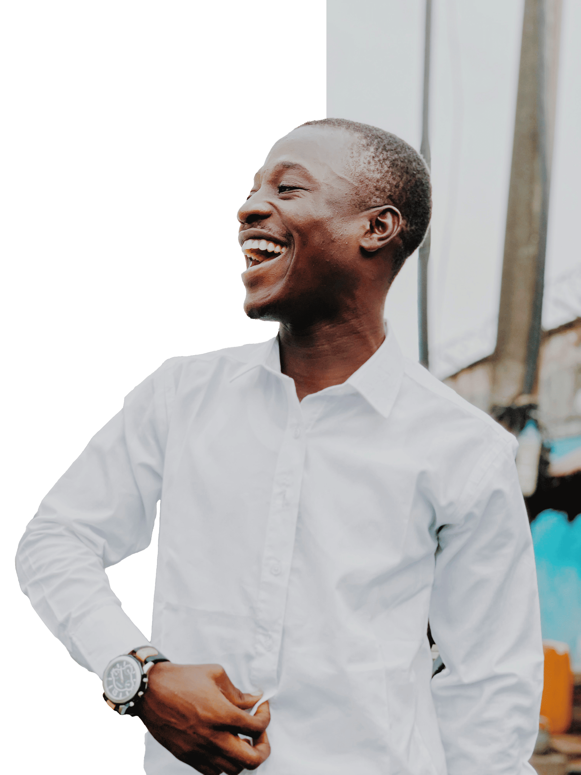 Lachender afrikanischer Mann in Afrika